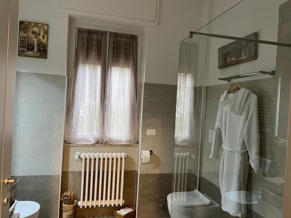Rosanna House - Vedano Al Lambro Villa Monza Buitenkant foto